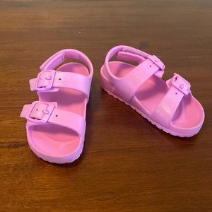 Velcro Strapped Sandals